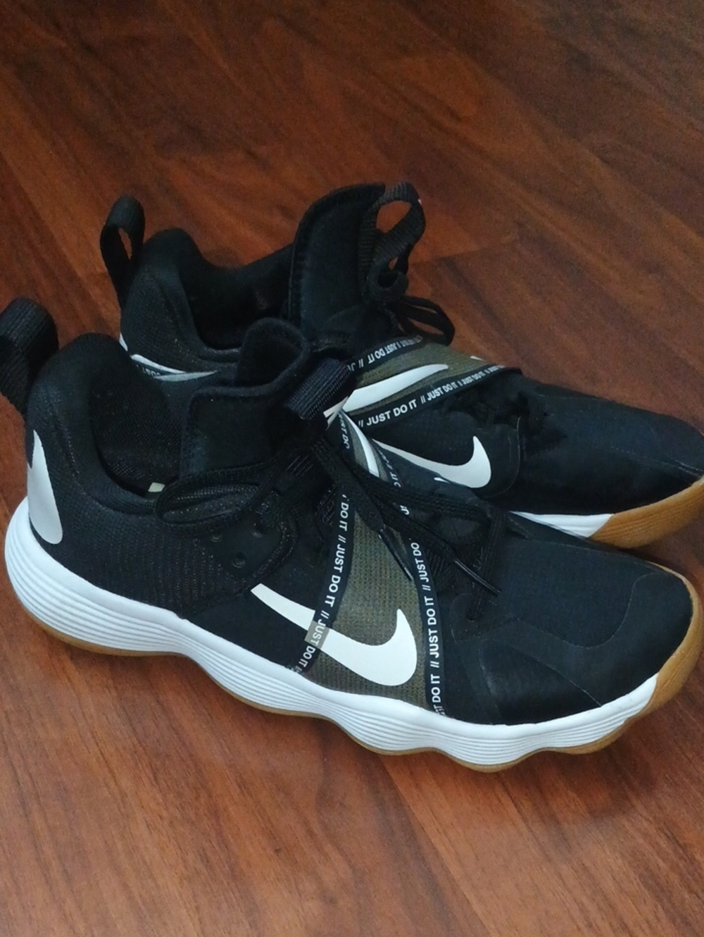 Nike Black and White React Hyperset Women's Volleyball Sneakers with Gum Sole